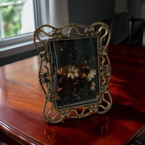 Elegant Gold Colour Bow Accent Picture Frame